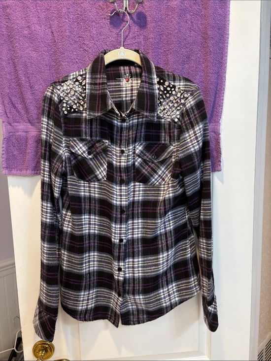Tops - NWOT Crystal Embellishment Plaid Button-Down Shirt - Black & Purple